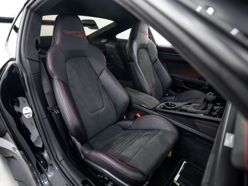 Certified 2023 Porsche 911 GT3 RS RWD image 21