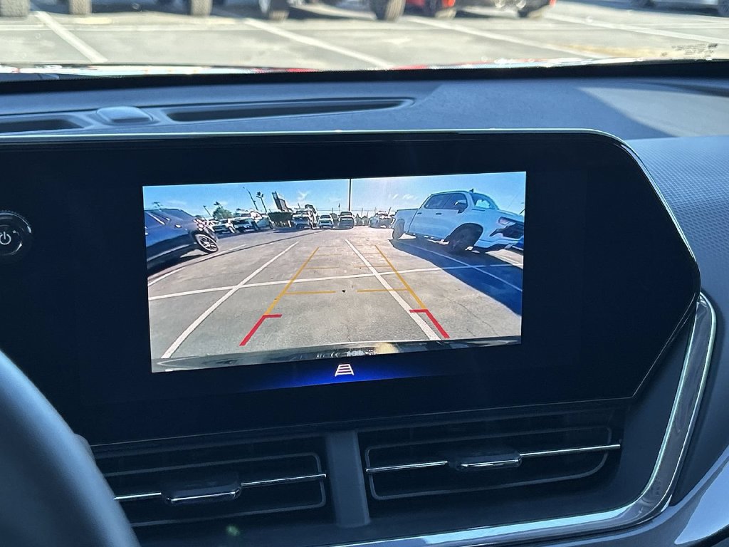 Certified 2024 Chevrolet Trax ACTIV w/ Sunroof Package FWD image 19