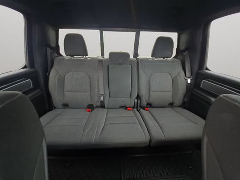 Used 2020 RAM 1500 Big Horn AWD/4WD image 15