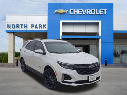 Certified 2024 Chevrolet Equinox RS w/ RS Leather Package FWD image 1