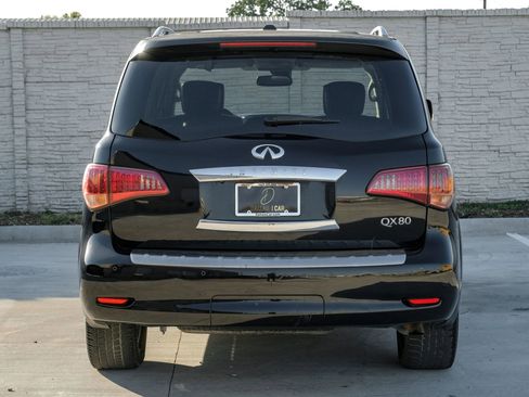 Used 2016 INFINITI QX80 4WD w/ Deluxe Technology Package image 9