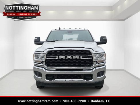 Used 2024 RAM 3500 SLT w/ Quick Order Package 2YG SLT AWD/4WD image 2