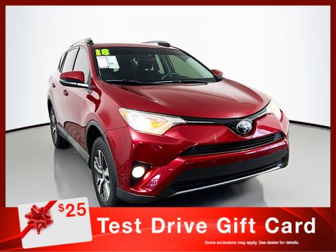 Used 2018 Toyota RAV4 XLE image 1