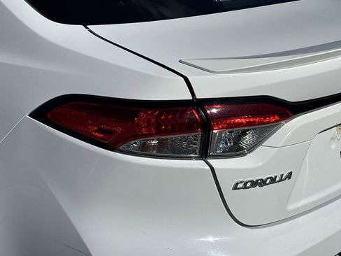 Used 2021 Toyota Corolla SE image 7