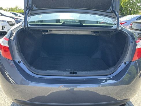 Used 2014 Toyota Corolla LE FWD image 7