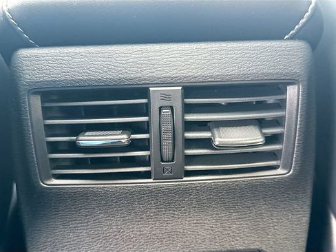 New 2026 Mitsubishi Outlander SE image 27