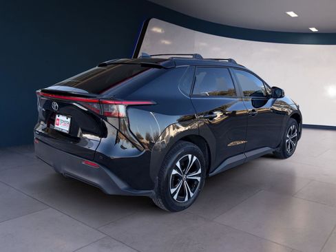 Used 2024 Toyota bZ4X XLE image 5