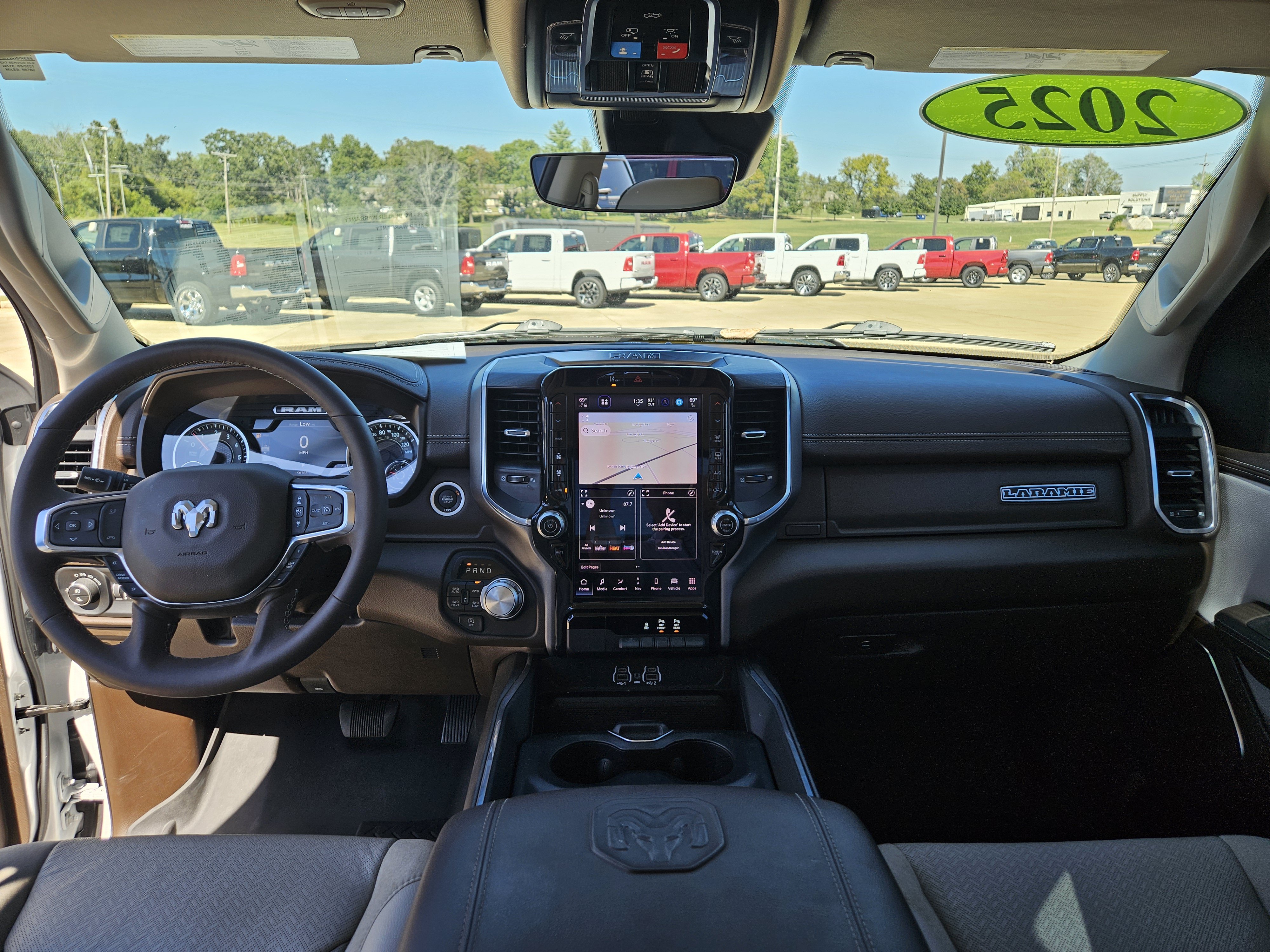 Used 2025 RAM 1500 Laramie AWD/4WD image 20