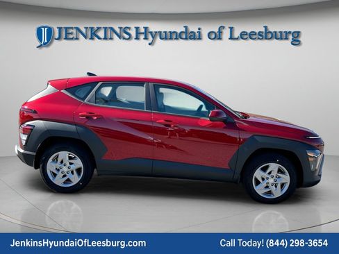 New 2026 Hyundai Kona SE FWD image 3
