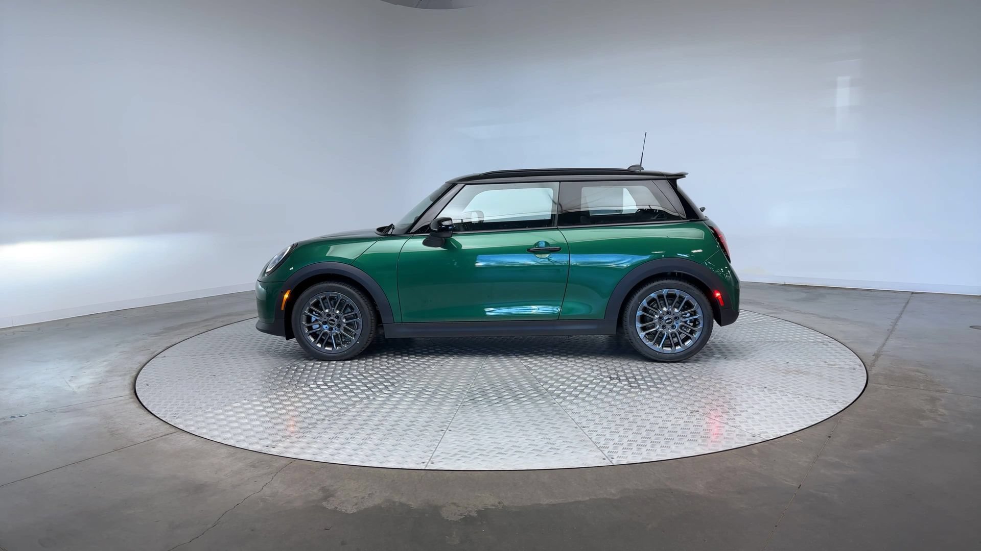 Certified 2026 MINI Cooper S FWD image 8