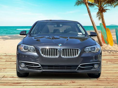 Used 2014 BMW 528i xDrive Sedan AWD/4WD image 9