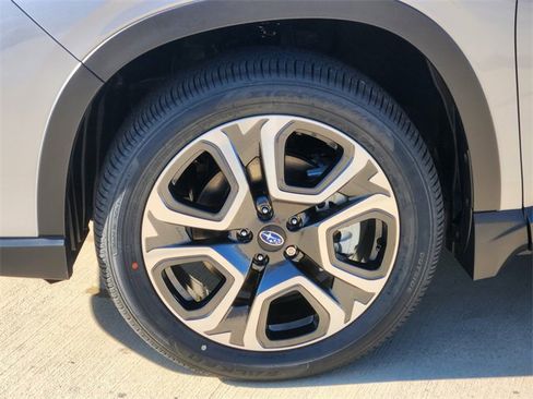 New 2026 Subaru Ascent Touring image 8