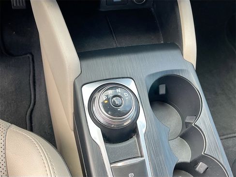 Used 2021 Ford Escape SEL image 17