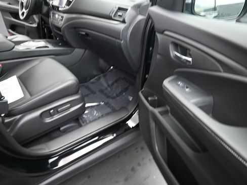Used 2025 Honda Ridgeline RTL image 21