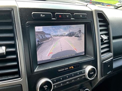 Used 2021 Ford Expedition Max XLT RWD image 30