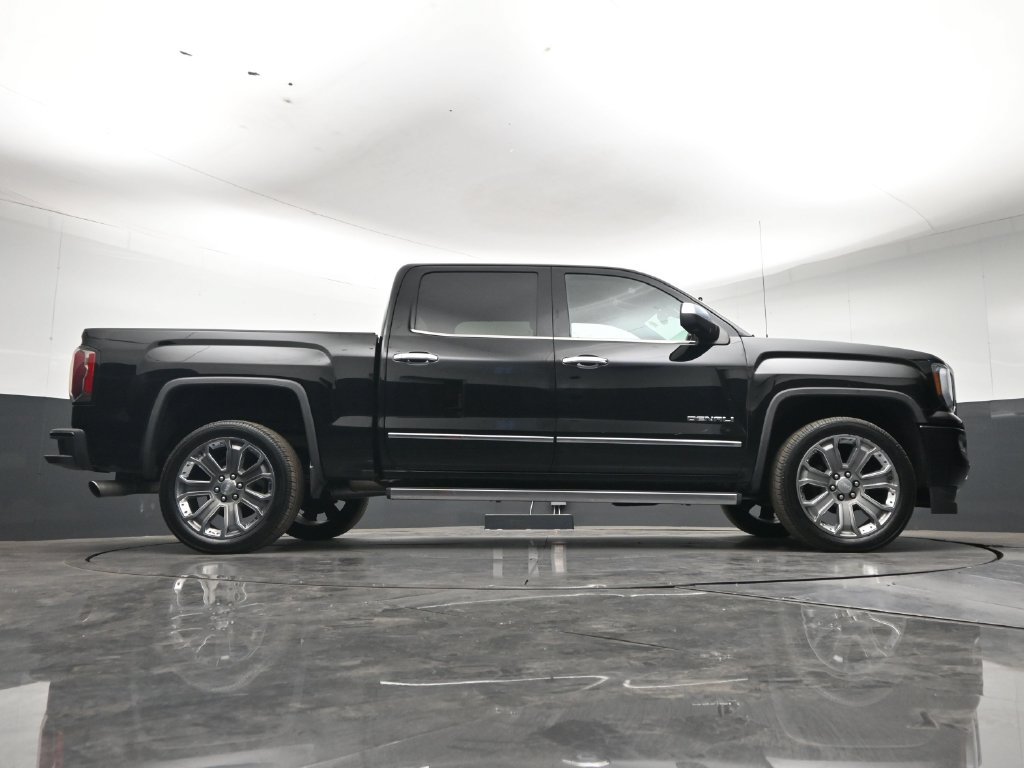 Used 2018 GMC Sierra 1500 Denali w/ Denali Ultimate Package AWD/4WD image 28