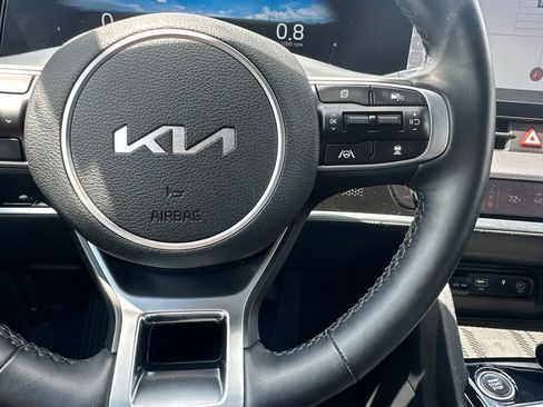 Used 2024 Kia Sportage SX FWD image 16