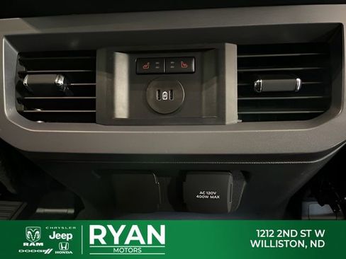 Used 2024 Ford F250 Lariat w/ Sport Appearance Package image 35