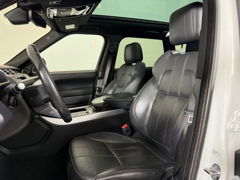 Used 2017 Land Rover Range Rover Sport HSE image 5