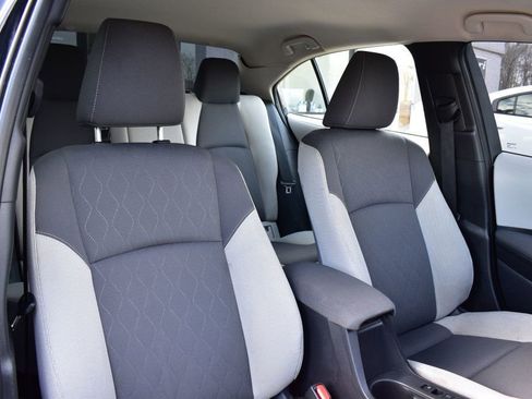 Used 2024 Toyota Corolla LE FWD image 17