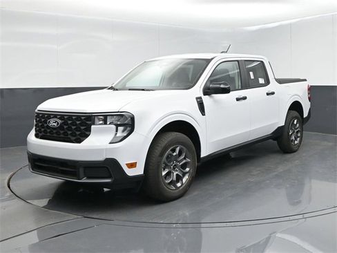 New 2026 Ford Maverick XLT w/ XLT Luxury Package image 4