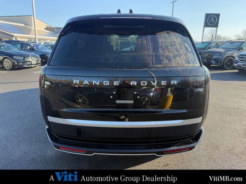 Used 2025 Land Rover Range Rover Long Wheelbase Autobiography image 7