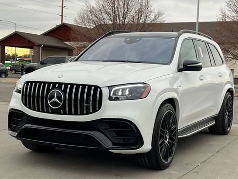 Used 2025 Mercedes-Benz GLS 63 AMG 4MATIC image 57