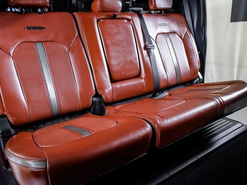 Used 2020 Ford F450 Platinum w/ FX4 Off-Road Package image 31