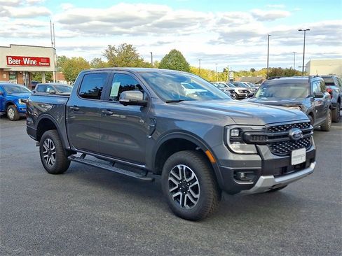 New 2025 Ford Ranger Lariat w/ FX4 Off-Road Package image 2
