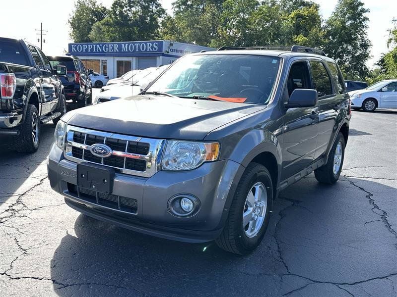 Used 2012 Ford Escape XLT w/ Canadian Winter Pkg FWD image 5