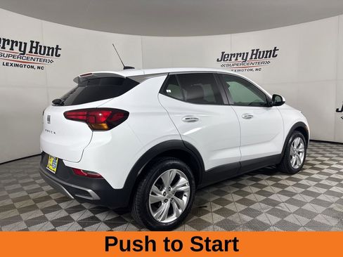 Used 2024 Buick Encore GX Preferred w/ Comfort Package FWD image 5