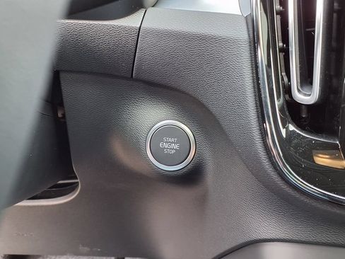 New 2026 Volvo XC40 B5 Ultra w/ Protection Package Premier AWD/4WD image 25