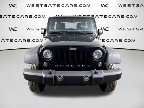 Used 2017 Jeep Wrangler Unlimited Sport w/ Connectivity Group AWD/4WD image 4