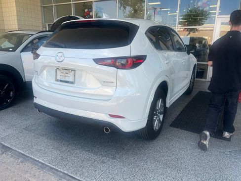Used 2025 MAZDA CX-5 AWD 2.5 S w/ Preferred Package image 3