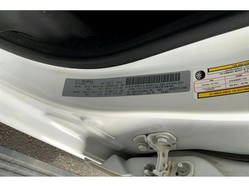 Used 2020 RAM 1500 Limited image 32