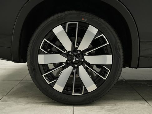 New 2025 Mitsubishi Outlander SE image 42