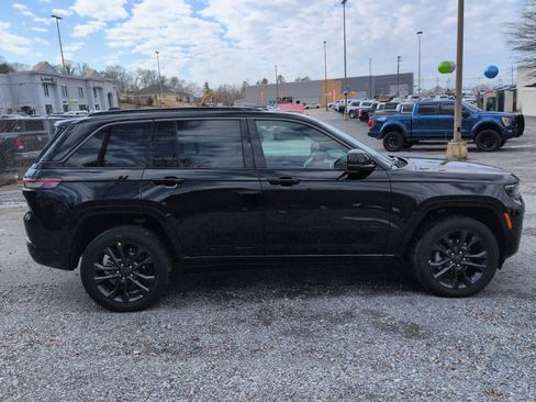 New 2026 Jeep Grand Cherokee Limited AWD/4WD image 9
