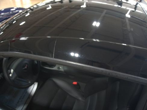 Used 2007 Chevrolet Corvette Coupe w/ Preferred Equipment Group RWD image 18