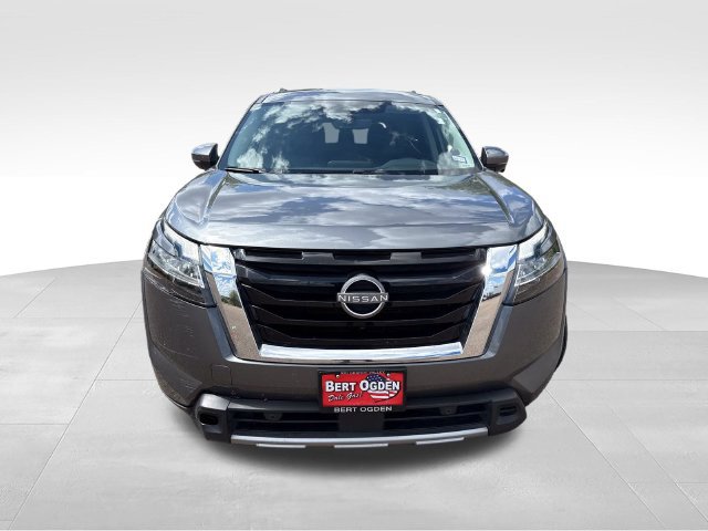 Certified 2024 Nissan Pathfinder SL AWD/4WD image 2