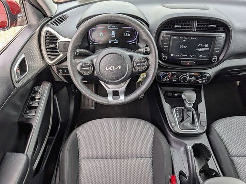 Used 2023 Kia Soul LX FWD image 24