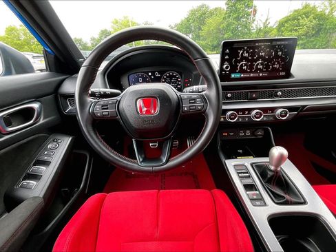 Used 2024 Honda Civic Type R image 5