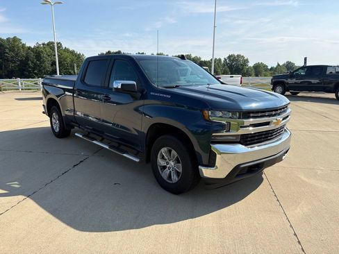 Used 2021 Chevrolet Silverado 1500 LT w/ Convenience Package II AWD/4WD image 8