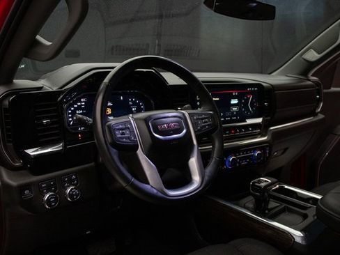 Used 2024 GMC Sierra 1500 Elevation w/ Preferred Package image 27