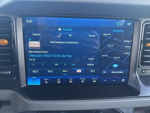 Used 2023 Ford Bronco Badlands image 22