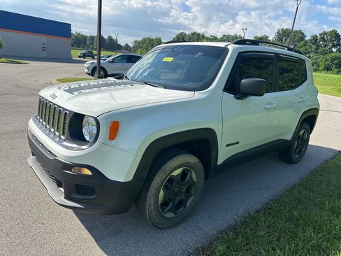Used 2018 Jeep Renegade Sport w/ Power & Air Group AWD/4WD image 2