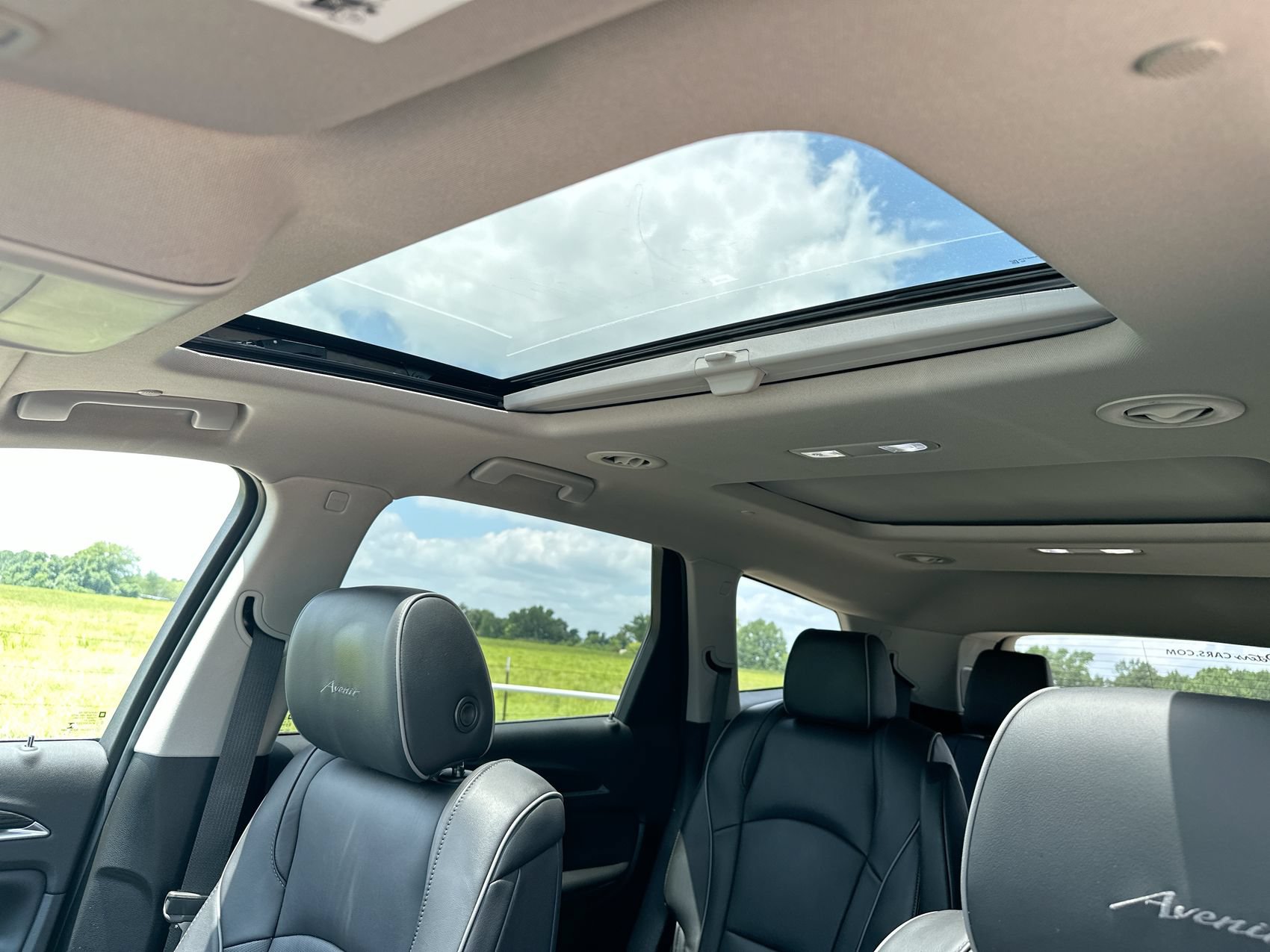 Used 2021 Buick Enclave Avenir w/ Avenir Technology Package FWD image 22