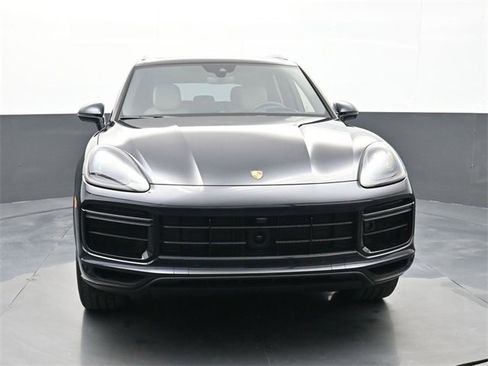 Certified 2023 Porsche Cayenne Turbo S image 26
