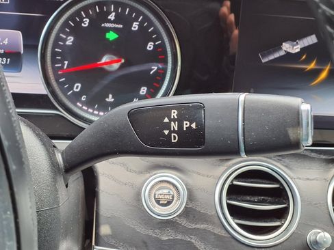Used 2017 Mercedes-Benz E 300 image 19
