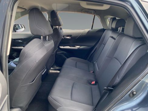 Used 2024 Toyota Venza LE AWD/4WD image 13