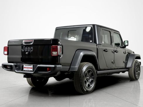 Used 2023 Jeep Gladiator Sport AWD/4WD image 5
